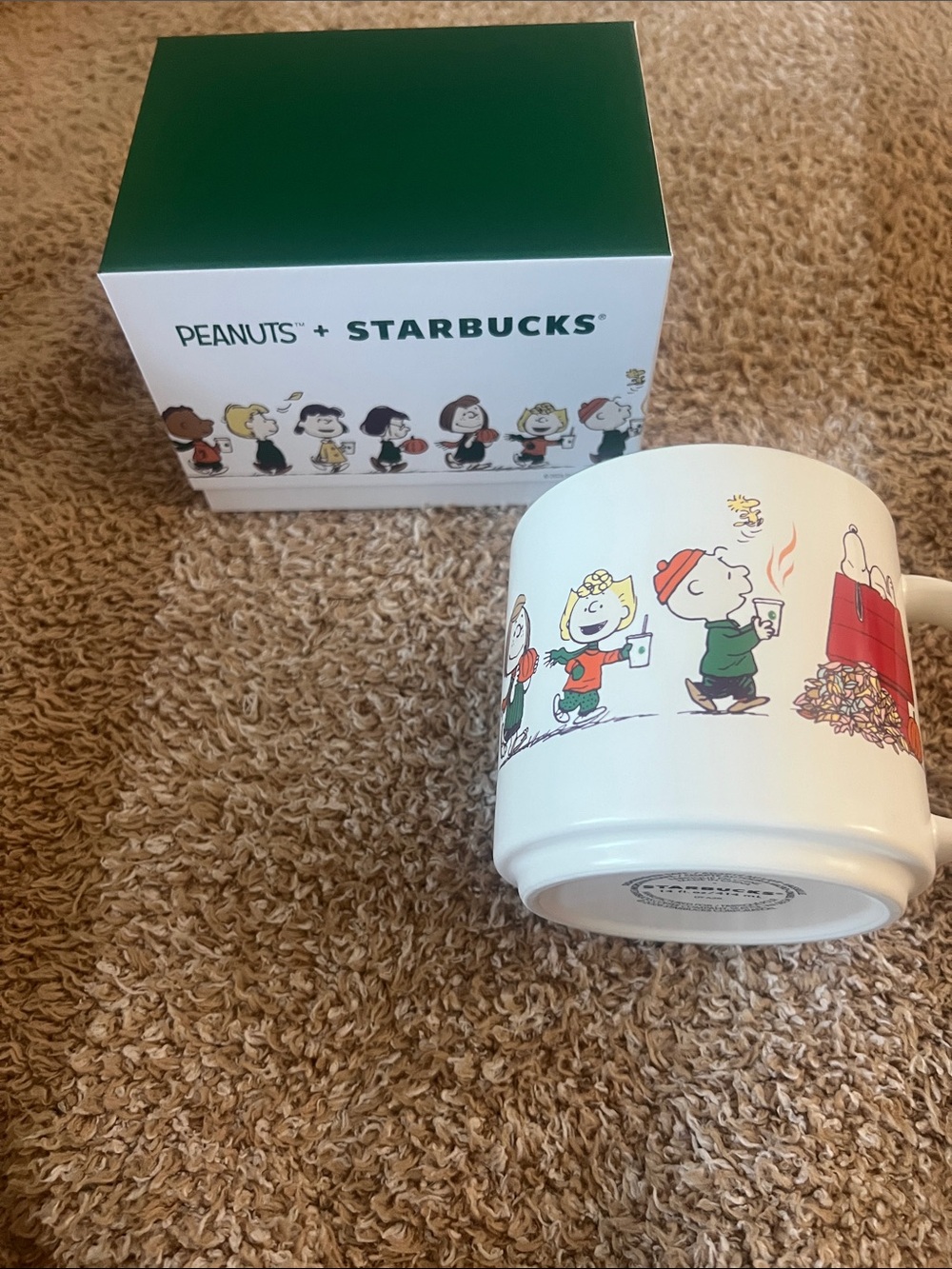 Starbucks Peanuts Great Pumpkin Peanuts Snoopy Mug